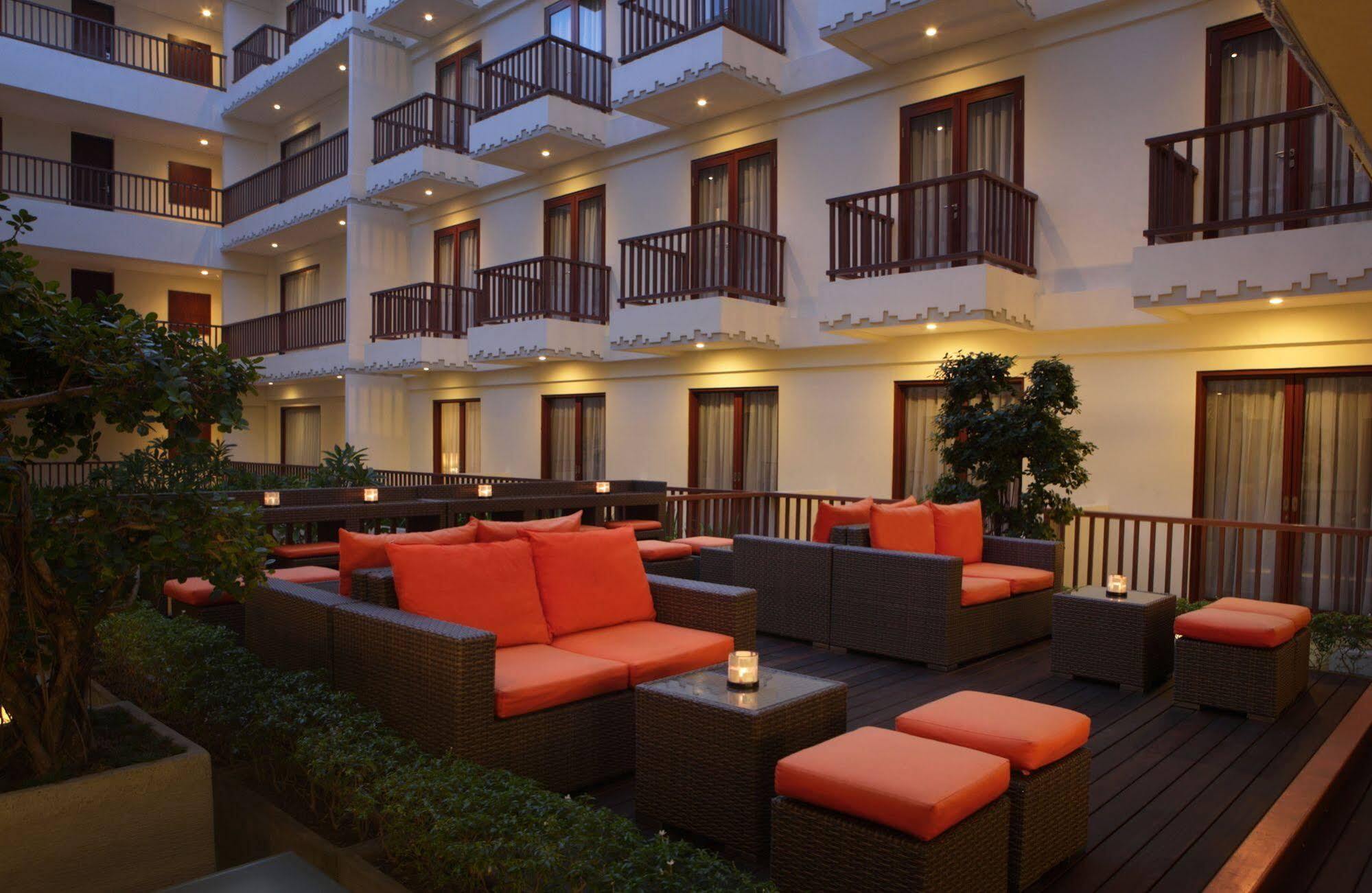 Hotel Sense Sunset